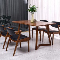 Table de conférence Table en bois massif Ensemble chaises avec accoudoir en cuir noir Ensemble de table à manger 4 places