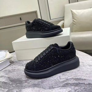 <span class=keywords><strong>Sneakers</strong></span> da <span class=keywords><strong>Uomo</strong></span> di Alta Qualità con <span class=keywords><strong>Suola</strong></span> Spessa in Vera Pelle, Modello Casual con Lacci Bianchi e Dettagli in Diamanti, per Tutte le Stagioni - Product Image 1