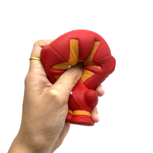 ของเล่นบีบคลายเครียดรูปฮีโร่หุ้มเกราะสีแดงแบบใหม่ ทำจากโฟม PU เด้งกลับเร็ว รับทำโลโก้ตามสั่ง สำหรับแจกเป็นของที่ระลึกในงานโฆษณา ของชำร่วยงานปาร์ตี้ ของขวัญสำหรับเด็ก - Product Image 5