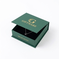 Boîte cadeau à bijoux avec couvercle magnétique, boîte d'emballage en carton estampé à chaud pour bagues, colliers, bracelets, boucles d'oreilles