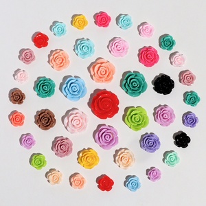 2026 Accessori <span class=keywords><strong>Piccoli</strong></span> Eco-Friendly a Forma di Rosa Simulata, Colla Crema Camelia, Materiali per Gioielli Fai-da-te, Fibbie per Scarpe con Foro, Materiali per Nail Art - Product Image 3