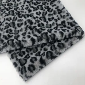 100% poliéster impressos personalizados pv plush tecido para fazer brinquedo de pelúcia de leopardo