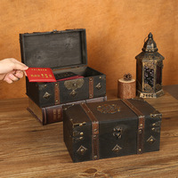 Neue Vintage Nieten-Design Aufbewahrungsbox WBH36 Halsketten-Schmuckbox Mittelalterliche Aufbewahrungsbox Handgefertigte Holz-Schatztruhe für Souvenirs