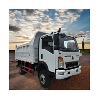 Camion benne léger tout-terrain 4x4 Sinotruk HOWO 10 tonnes pour le transport sur routes boueuses