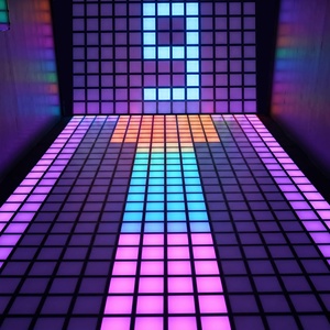 Dalles de sol LED interactives pour jeux d'évasion en intérieur, en verre et acier inoxydable, 30x30cm, motif treillis Amuseme - Product Image 1
