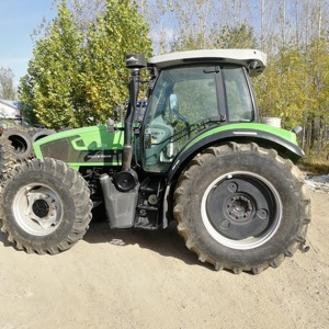 Tracteurs d'occasion Deutz Fahr DF1704 170hp 4x4wd Machine agricole équipement agricole Tracteur à roues allemand chargeur frontal - Product Image 1
