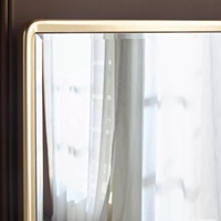 Commode à six tiroirs de style européen personnalisée avec façades de tiroirs côtelées, table de maquillage en bois massif laqué mat