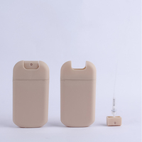 Grosir desain Mini 30ml dapat diisi ulang saku kartu kredit persegi kosong pembersih tangan perjalanan parfum kabut semprot botol plastik