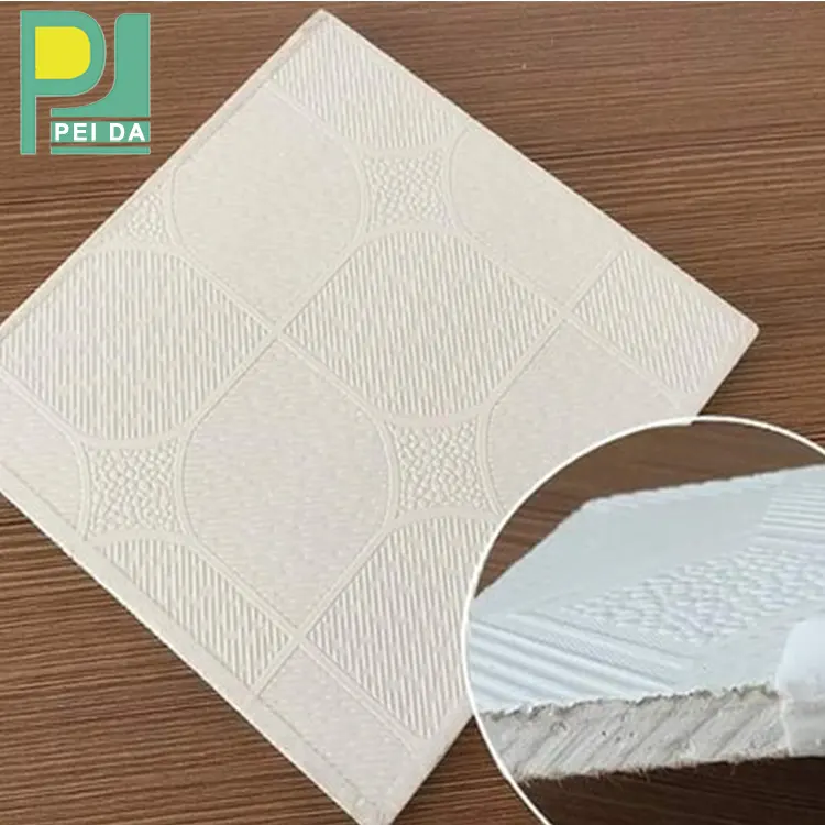 Nouveaux Produits PVC Gypse Motif Plafond Conception Chine Fabricant