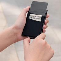Porte-cartes minimaliste mince RFID bloquant l'étui à cartes de crédit en métal Pop Up Wallet avec poche avant pour l'argent