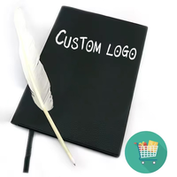Vente en gros A5 Anime Ensemble de cahiers en cuir à couverture rigide avec stylo plume Design gaufré Logo personnalisé Ensemble cadeau marque-page couverture noire