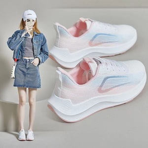 Nouvelles chaussures d'été coréennes pour femmes, version tendance, respirantes, en maille tissée, style ins, pour étudiantes, polyvalentes, pour la course, le sport et les loisirs. - Product Image 2