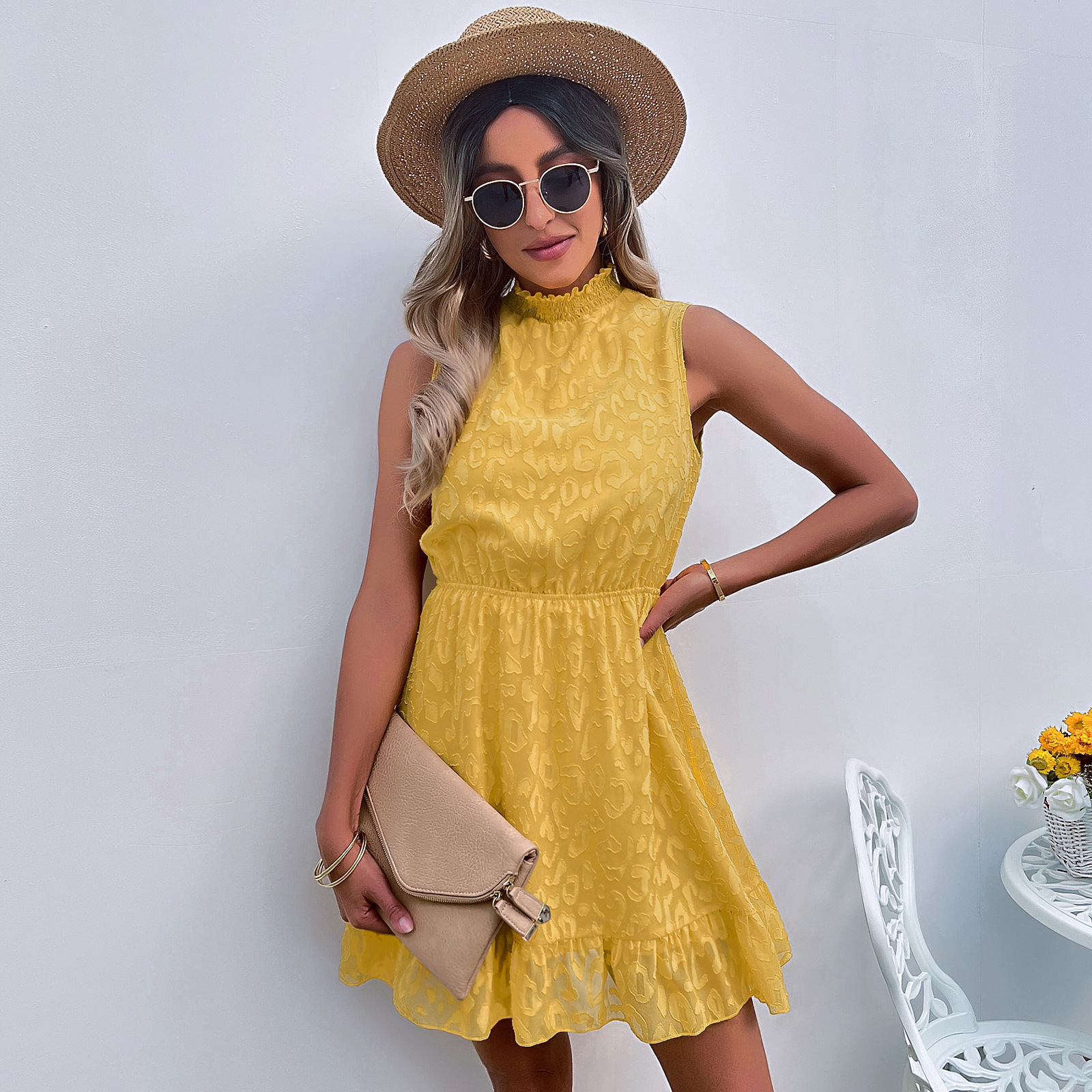 New Casual In Stock Sexy Round Neck Sleeveless Floral Mini Elegant Ladies Summer Dress for Woman