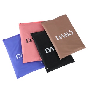 Sacs en plastique EVA écologiques refermables avec fermeture éclair pour vêtements, sacs CPE personnalisés avec fermeture éclair, sacs à fermeture éclair givrés, faible MOQ - Product Image 1