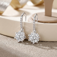Anting-anting gantung wanita model hati, bunga salju, dan bunga dengan batu moissanite 0,5ct dan 1ct, terbuat dari perak sterling 925, terlaris dan cantik.
