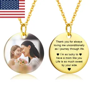 Mothers Day Heart Shape Round Necklace Personalized Nameplate Custom Name Photo Gold Chain Necklace Women Men Customized Jewelry