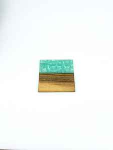 Posavasos Rústicos Elegantes de Resina Natural y Madera que Protegen las Superficies de los Muebles de Manchas de Agua, Marcas de Calor y Derrames Diarios - Product Image 5