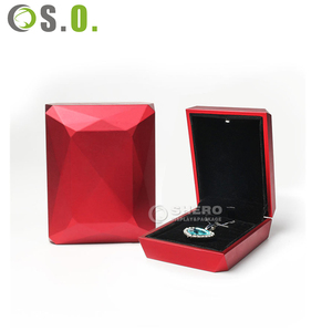High Quality LED Light Jewelry Box Plastic Ring Pendant Necklace Storage Gift Case Packaging Box - Product Image 5