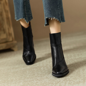 Bottines marron à talon carré pour femme 2026 – Bottes d'hiver à talon haut, style rétro britannique, confortables et polyvalentes - Product Image 5