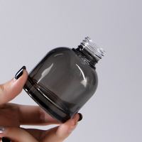 Diffuseur de parfum d'ambiance en verre ambré transparent de luxe 50 ml 100 ml avec bouchon à vis pour aromathérapie et décoration intérieure