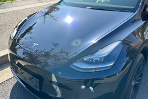 ฟิล์มไวนิลหุ้มรถยนต์ PET สีดำคริสตัลเงาสีน้ำเงินคุณภาพสูง 7.5 มิล ฟิล์มเปลี่ยนสีได้ ซ่อมแซมตัวเองได้ ป้องกันรอยขีดข่วน สติ๊กเกอร์ตกแต่งรถยนต์ - Product Image 3