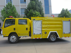 Camions de pompiers 4T de la station de pompiers communautaire, intervention rapide, camion de pompiers à mousse Isuzu à vendre - Product Image 4