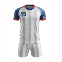Tenue de football personnalisée avec logo brodé, maillot de football par sublimation, short de football, uniforme de football