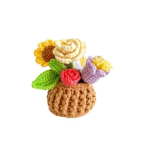 Espejo retrovisor de punto hecho a mano, decoración de flores en maceta, plantas de rosas, espejo de coche de ganchillo, adorno colgante, accesorios para coche - Product Image 3