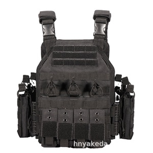 Gilet tactique en polyester élégant personnalisé pour l'aventure en plein air, fermeture éclair, sac de poitrine résistant à l'usure, fonction imperméable - Product Image 3