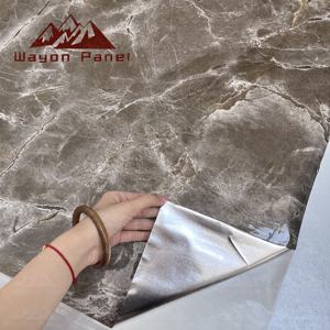 WAYON le populaire <span class=keywords><strong>papier</strong></span> <span class=keywords><strong>peint</strong></span> à <span class=keywords><strong>larges</strong></span> <span class=keywords><strong>rayures</strong></span> 3D de couleur pure non tissé imperméable est utilisé pour la décoration murale de la maison. - Product Image 3