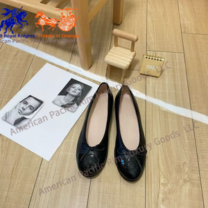 Zapatillas de Ballet de Cuero Vacuno Ligero de Alta Calidad CC para Mujer, Estilo Slip-On con Punta Cerrada, a la Moda, con Lazo Decorativo - Product Image 3