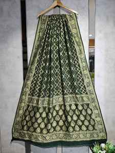 Premium Soft Pure Georgette Dupatta 2,50 metros de longitud brillo elegante con detalles intrincados para ropa india y pakistaní - Product Image 5