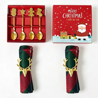 Coffret Cadeau de Noël 8 Pièces : Cuillères en Acier Inoxydable, Napperons en Lin, Anneaux de Serviette Cerf – Décoration de Table pour Dîner de Noël et Fêtes
