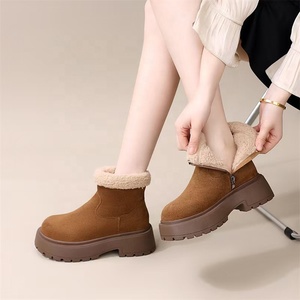 Stivali da Neve alla Caviglia da Donna alla Moda <span class=keywords><strong>con</strong></span> Suola Spessa, in Pelle Scamosciata Felpata, Stivali Invernali <span class=keywords><strong>con</strong></span> Tacco a <span class=keywords><strong>Zeppa</strong></span> per Tenere al Caldo - Product Image 4