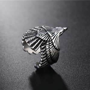 El accesorio retro punk más vendido, el anillo de apertura de águila voladora de <span class=keywords><strong>Goro</strong></span> Takahashi para fiesta punk - Product Image 2