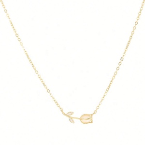 Ensemble de bijoux pour femmes Tulip en argent 925 plaqué or avec collier, boucles d'oreilles et bague pour les occasions de fête - Product Image 5