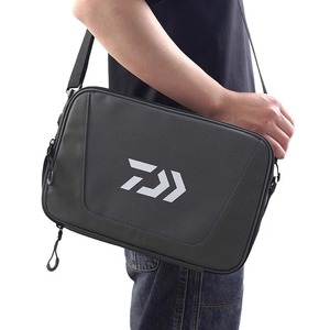 Sac de rangement pour moulinet de pêche Daiwa D-VEC, boîte de protection de grande capacité pour moulinet spinning, étui d'organisation pour matériel de pêche - Product Image 2