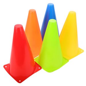 Julyfit Durable PE Material Agility Cones für Sport-und Fußball training Hindernis markierung eimer für Agility Training Equipment - Product Image 1