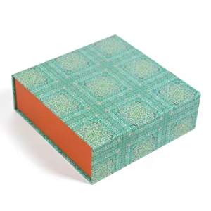 Caja de regalo de dulces de papel para alimentos UV de 2mm personalizada al por mayor elegante adorno de Navidad recuerdo de boda Eva personalizable Caja De Bombones - Product Image 5