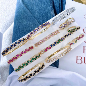 Prix de gros : Nouveaux ensembles de bijoux pour femme en zircon, plaqué <span class=keywords><strong>or</strong></span> coloré, comprenant bracelet manchette et bague, design doré - Product Image 2