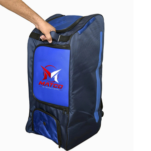 Sac de cricket professionnel pour joueurs avec un grand espace de rangement, sac de cricket durable pour batte, protections, gants et équipement sportif - Product Image 2
