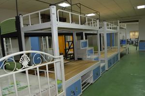 Stapelbed van metaal met opbergruimte voor appartement, school of slaapkamer. - Product Image 6