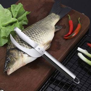 1 pièce Grattoir à écailles de poisson 3-en-1 en acier inoxydable, écologique, pour la maison, les restaurants, la cuisine, le camping et le barbecue, design simple, en métal - Product Image 3