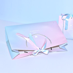 Sac cadeau bicolore dégradé style coréen Ins avec nœud et poignée en corde pour emballage de vêtements - Product Image 3