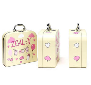Caja de Almacenamiento de Ropa de Bebé Personalizada para Baby Shower, con Impresión Personalizada, Caja de Regalo Rígida Premium con Asa, Venta al Por Mayor - Product Image 1