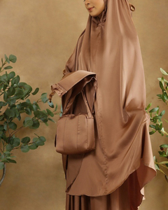 <span class=keywords><strong>Jilbab</strong></span> français de prière EID personnalisé 2025 <span class=keywords><strong>2</strong></span> pièces robe musulmane avec sacs - Product Image 2