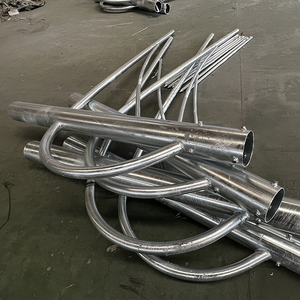 Nhà Sản Xuất Thiết Kế Miễn Phí 4M 5M 6M <span class=keywords><strong>8M</strong></span> 9M 12M Mạ Kẽm Đường Vườn Bãi Đậu Xe Đèn Cực Bài Kim Loại Ngoài Trời Chiếu Sáng Đường Phố Cực - Product Image 6