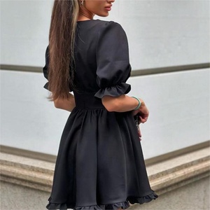 Verano <span class=keywords><strong>francés</strong></span> Puff favorecedor negro Smocked cintura Sexy Mini vestido vacaciones batas Dcontractes sitio web para vestido vestidos de mujer - Product Image 4