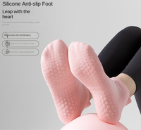 Chaussettes Pilates Logo personnalisé Coton Polyester Nylon Femmes Mignon Sport Yoga Antidérapant Pilates Grip Chaussettes