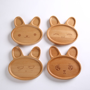 Bandeja Infantil de Madera de Haya con Forma de Conejo de Dibujos Animados, 2 cm de Grosor, con Superficie Pintada Transparente - Product Image 3